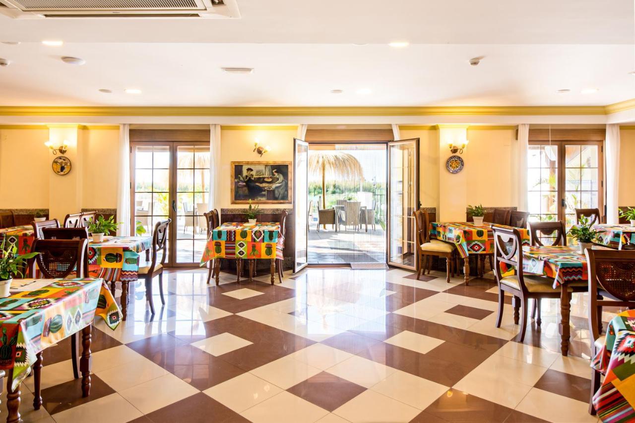 Hotel Avenida Tropical By Bossh! Hotels Salobrena Exterior photo